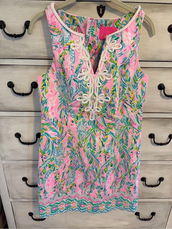 Dresses & Skirts - EUC Lilly Pulitzer Gabby Shift Dress Unicorn of the Sea Size 6